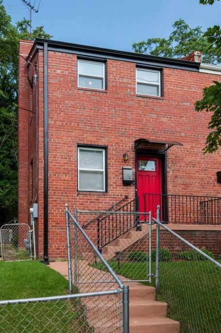Red Door Rendezvous Villa Washington Exteriör bild